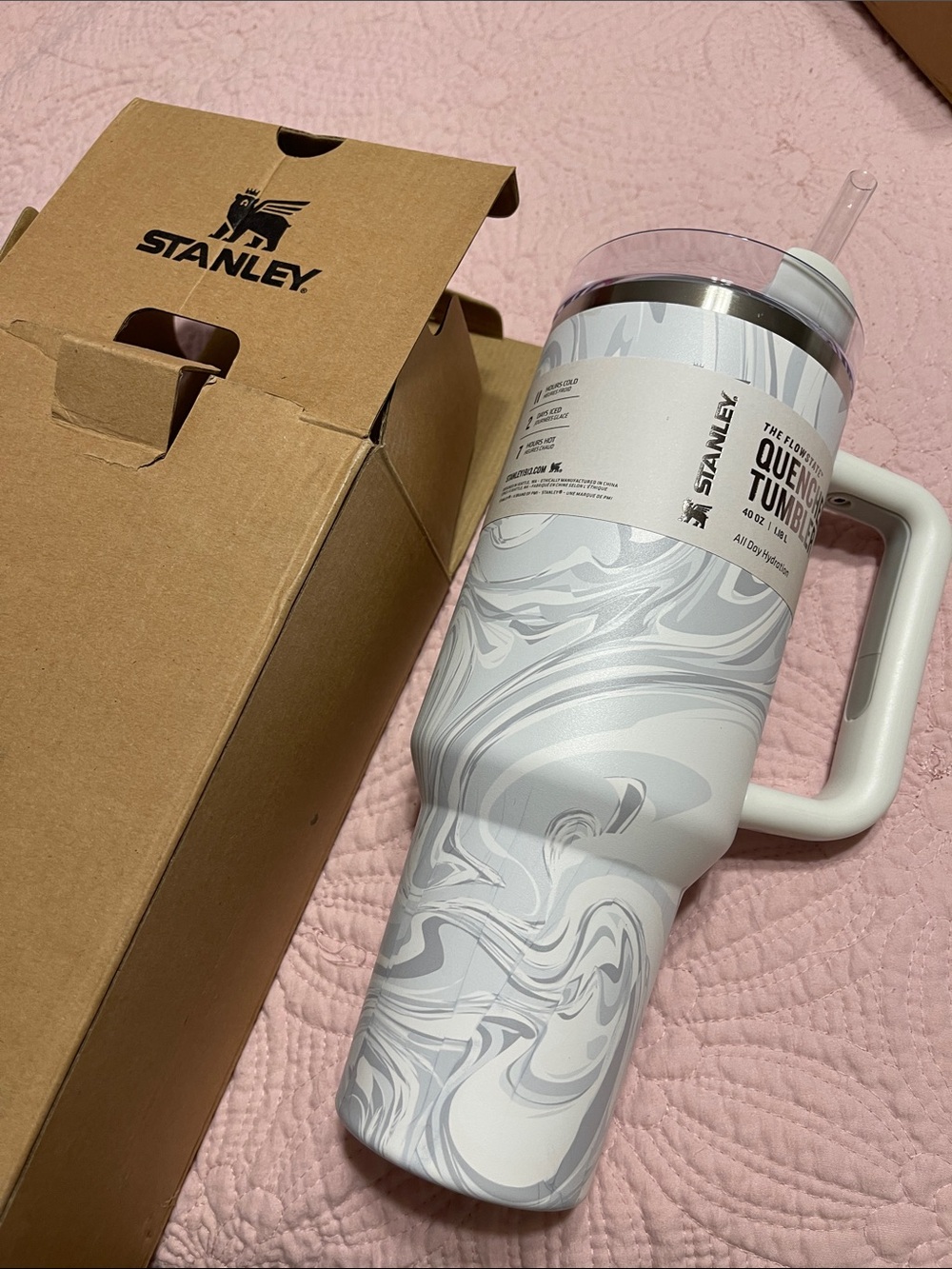 Stanley White & Light Gray Marble Quench Tumbler with Handle